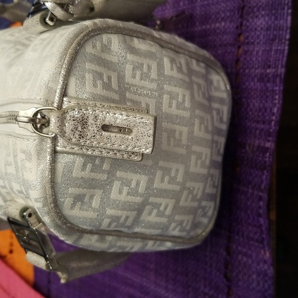 FENDI Nano - Picture 4 of 8